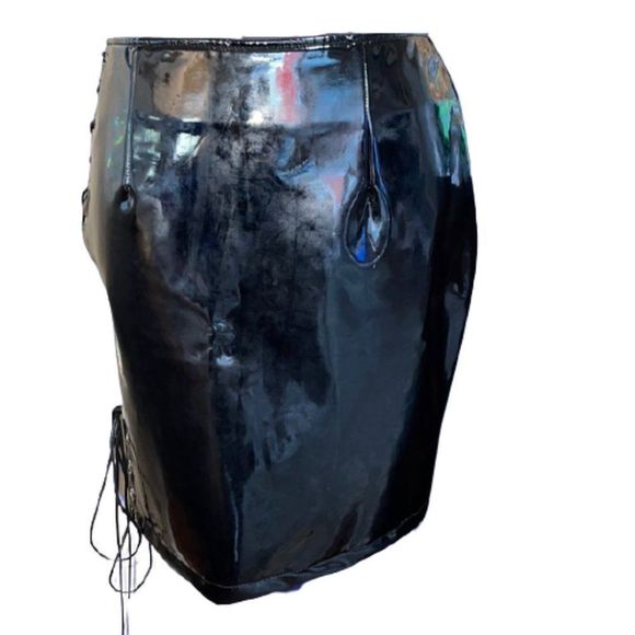 MISS CIRCLE NEW YORK NWT PATENT BLACK LACE UP SKIRT SZ LARGE NWT MS CIRCLE - Picture 1 of 8